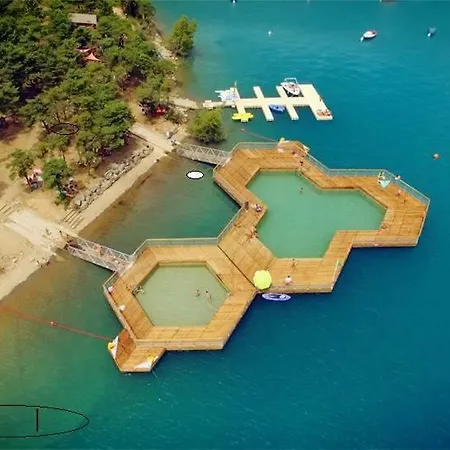 Au Paradis Des Grillons Espinasses Exterior photo