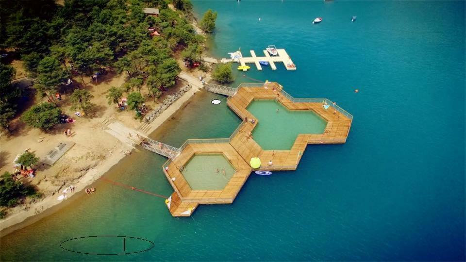 Au Paradis Des Grillons Holiday home *