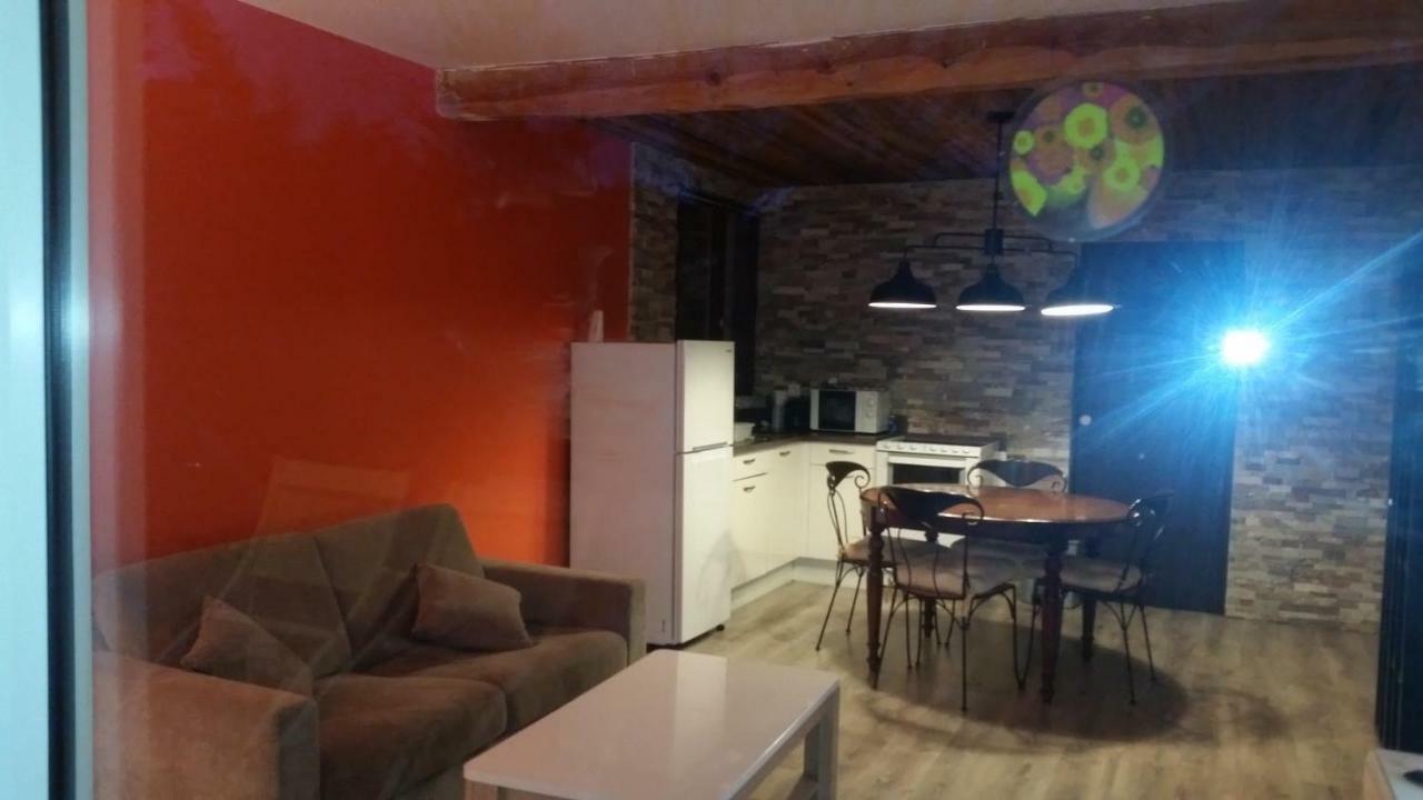 Holiday home Au Paradis Des Grillons